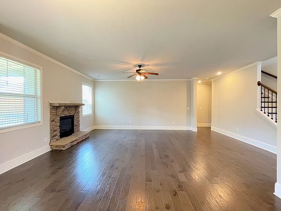 5th image of 2125 Sorrento Ct