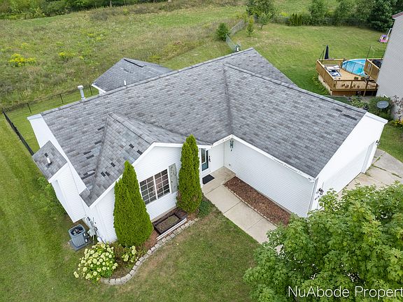 2nd image of 415 Tall Grass Dr