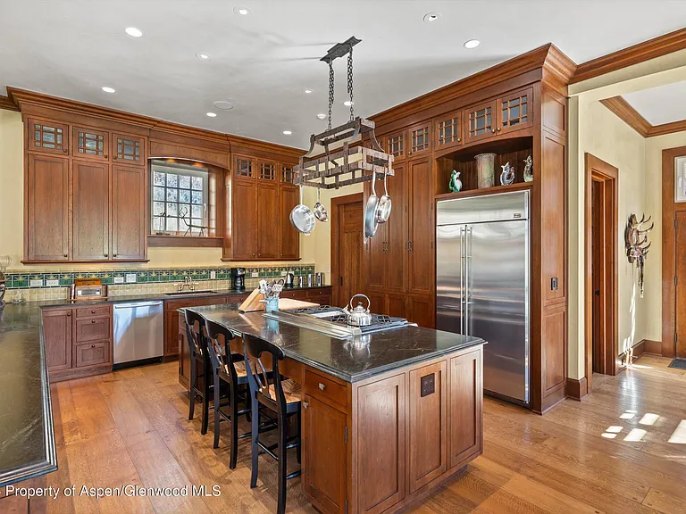 200 Jalanda Ln — Photo 9