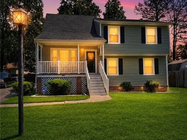 5105 Yellowstone Dr, North Dinwiddie, VA 23803