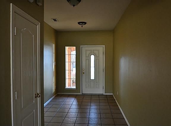 5th image of 424 W Creek Dr