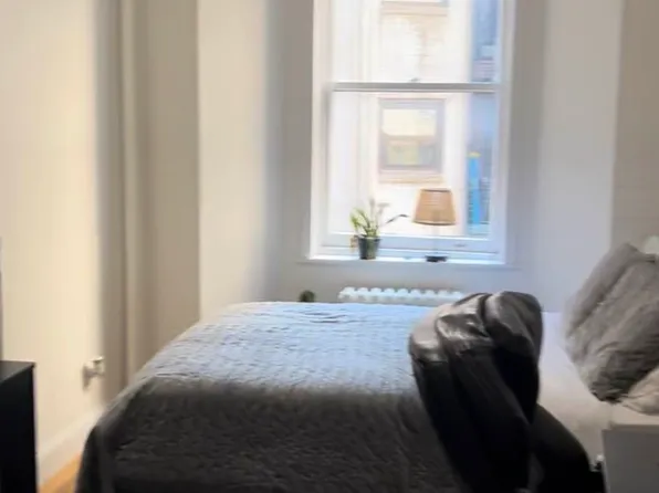 256 West 93rd Street image 9 of 18