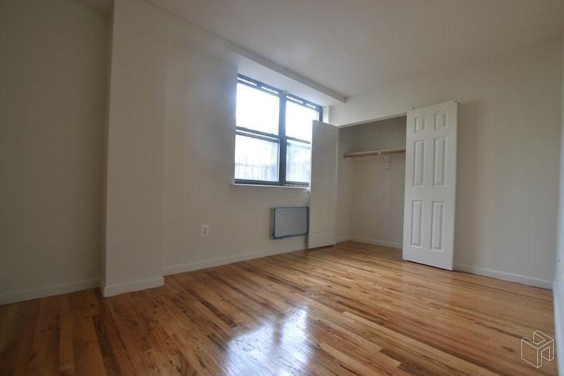 2nd image of 279 W 117th St APT 2F