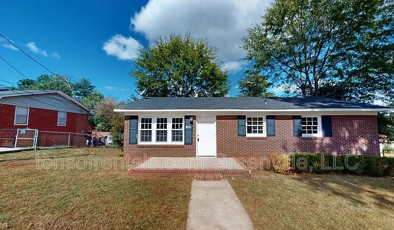 805 Anthony St — Photo 1