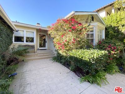 201 N Bowling Green Way, Los Angeles, CA, 90049