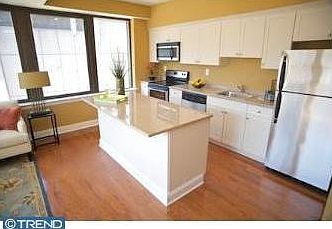4th image of 125-27 N 4th St #403