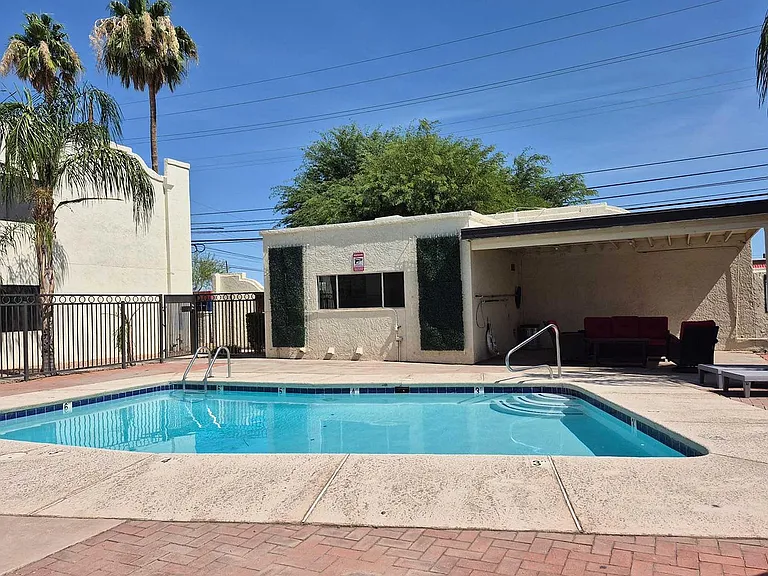 Pool_with_Laundry_Behind_1