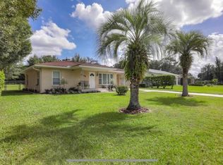 5122 20th St, Zephyrhills, FL 33542