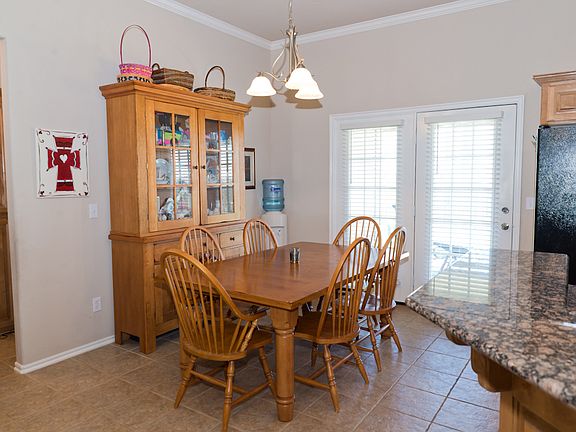 4th image of 15916 Vicki Dr