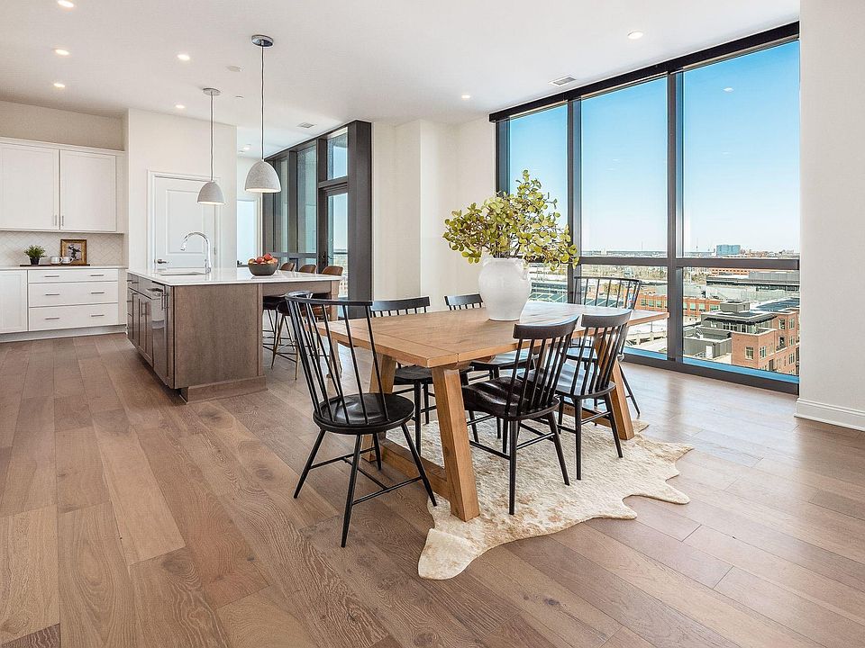 1st image of 250 Spring St Unit 1113
