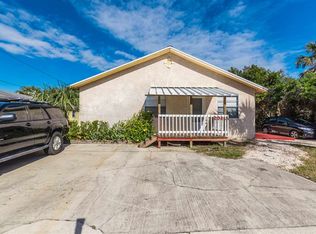 204 10th St, St Augustine Beach, FL 32080