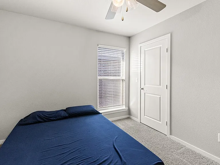 9407 Ratliff Ridge Ave — Photo 15