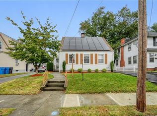 12 Welfare Ave, Cranston, RI 02910