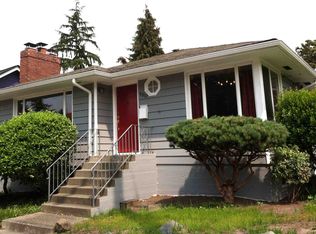 5902 8th Ave NE, Seattle, WA 98105