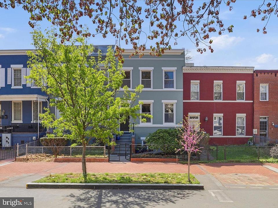 1st image of 641 L St NE