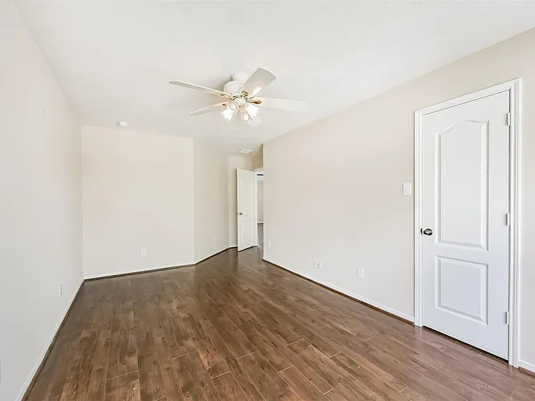 2601 Hewn Rock Way — Photo 30