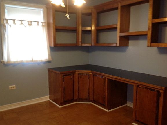 5th image of 213 El Paso Dr