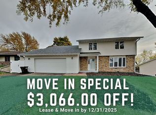 8525 Ivywood Ave S, Cottage Grove, MN 55016