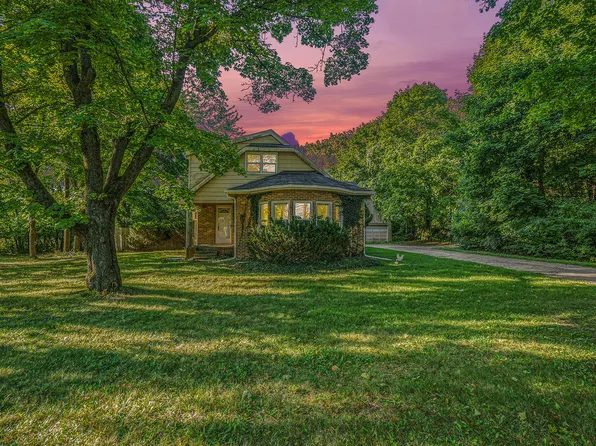 5813 W North Ave, Kalamazoo, MI 49009
