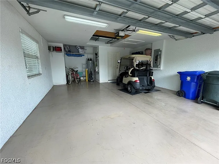 10640 Camarelle Cir — Photo 47