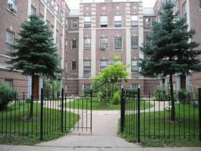 1st image of 1437 W Albion Ave APT 3A