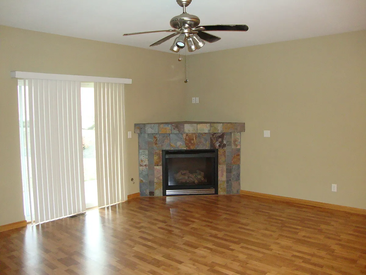 Building Photo - 414 E Elcliff Rd