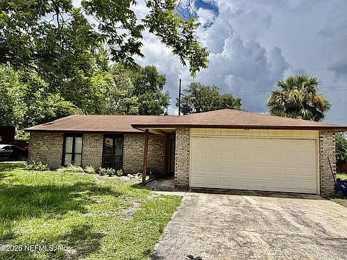 1745 Patricia Ln Photo 1