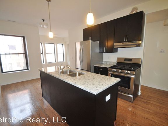 2nd image of 1167 E 52nd St APT 2