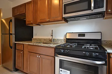 Rented by Silverstein Collection LLC 