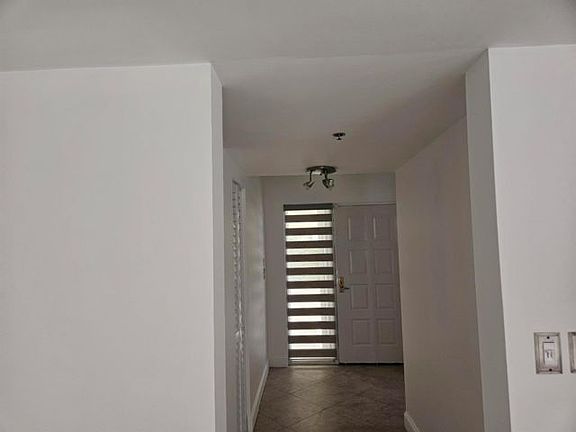 4th image of 120 Jefferson Ave APT 12001