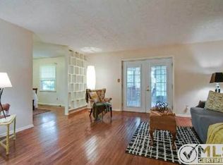104 Southwood Dr, Dickson, TN 37055