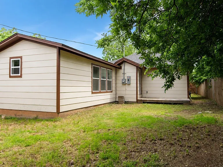 2308 Talunar Ln — Photo 19