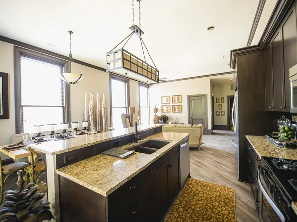 The Knights @ 506 Delaware