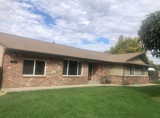 7761 Rodden Rd, Oakdale, CA 95361