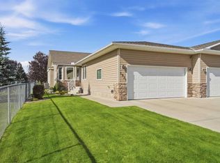 1931 S Riverside Rd NW, High River, AB T1V2B5
