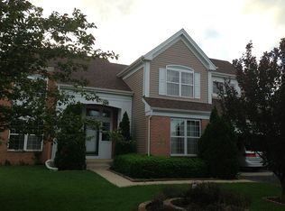 2614 Acorn Dr, Round Lake Beach, IL 60073