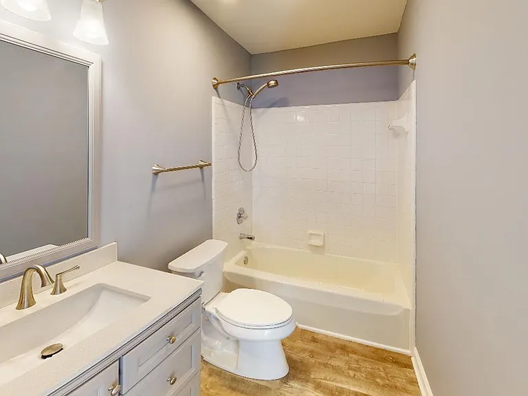 1105 Torrence Cir — Photo 8