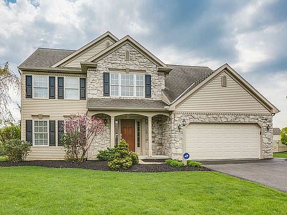 2nd image of 64 Lexington Dr #L-0132