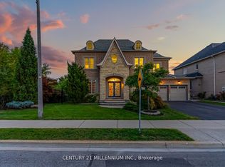 29 Eiffel Blvd, Brampton, ON L6P1W3