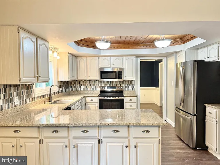 3302 Aquia Dr — Photo 27
