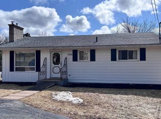 982 Pictou Rd E, Colchester, NS B6L 2N5