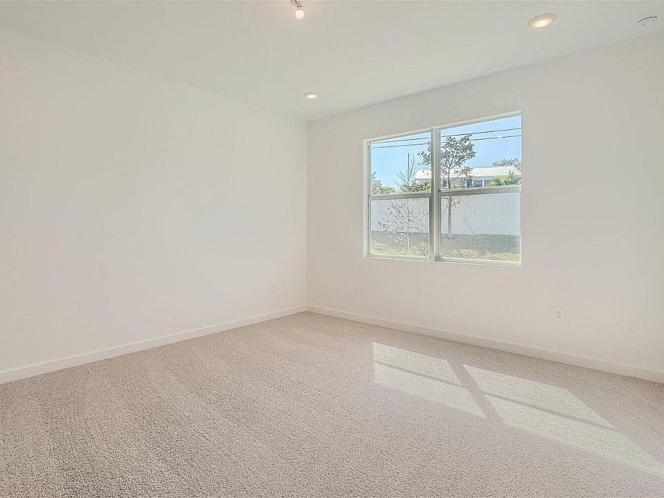 1st image of 1992 NE Ocean Dunes Drive