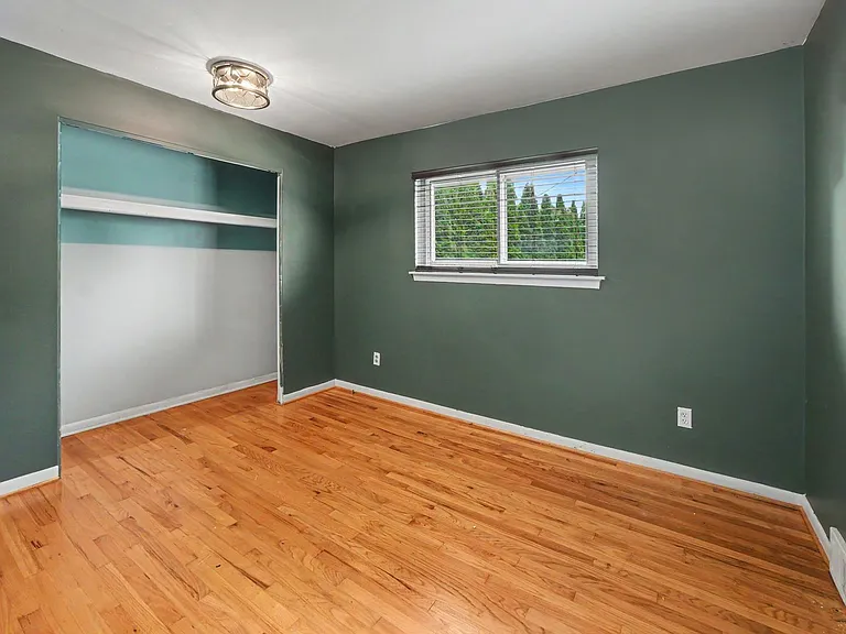 29668 Edward Pl — Photo 9
