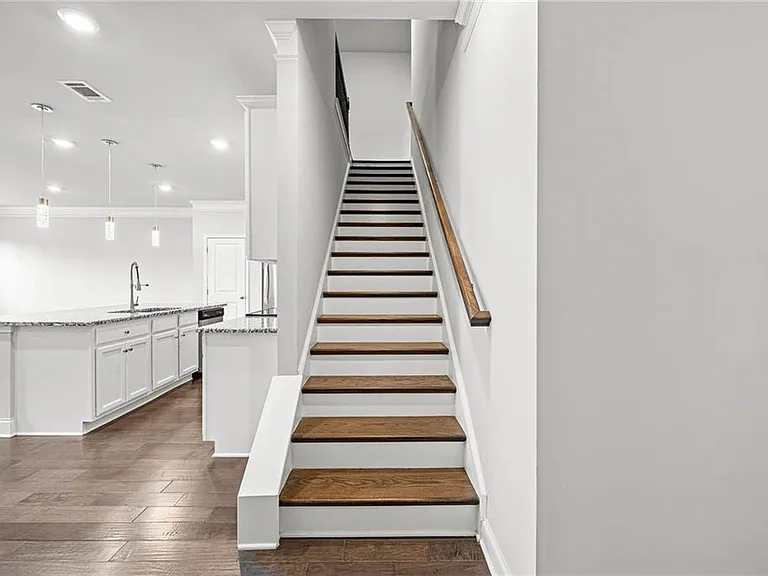 2502 Pearl Ridge Trce — Photo 10