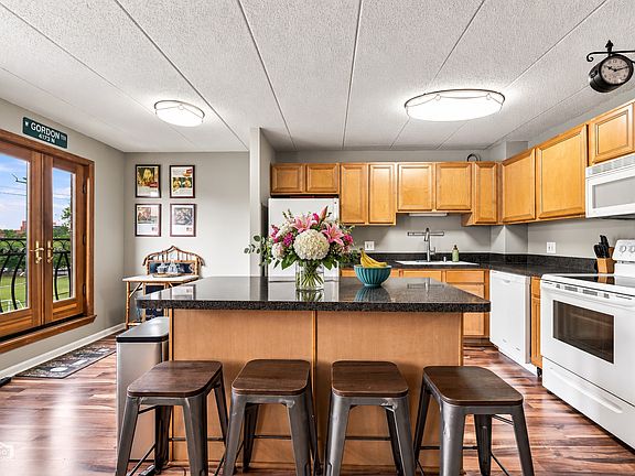 4th image of 711 W Gordon Ter APT 310