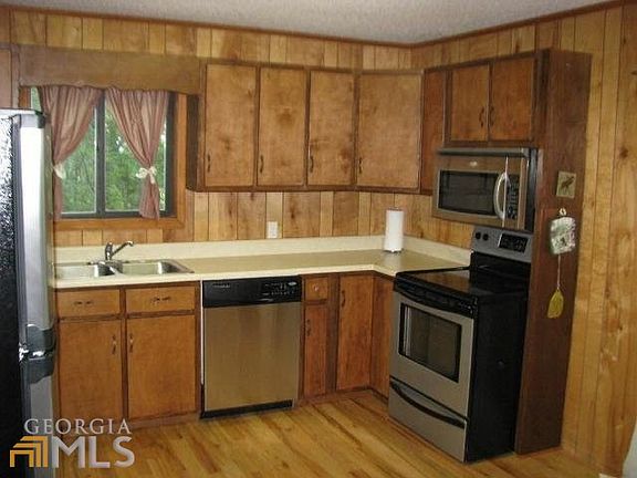 2nd image of 65 Lucerne Pl