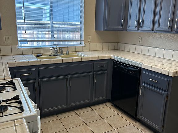 4th image of 8045 Otium Way