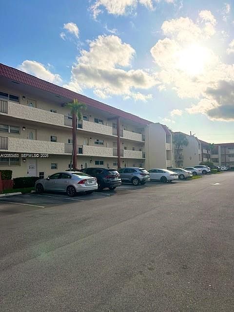 1st image of 361 S Hollybrook Dr APT 104