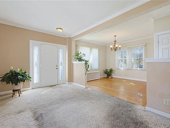 4th image of 43 Crothers Ave