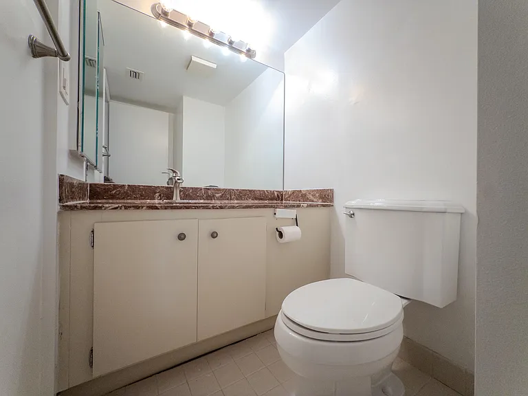 2800 N 46th Ave #A502 — Photo 15